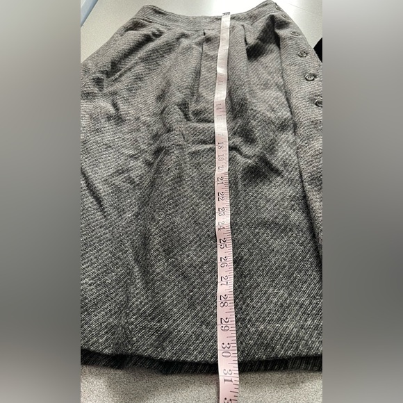 Michel Rene Gray Wool Side Button Skirt Size 38 - Picture 10 of 10